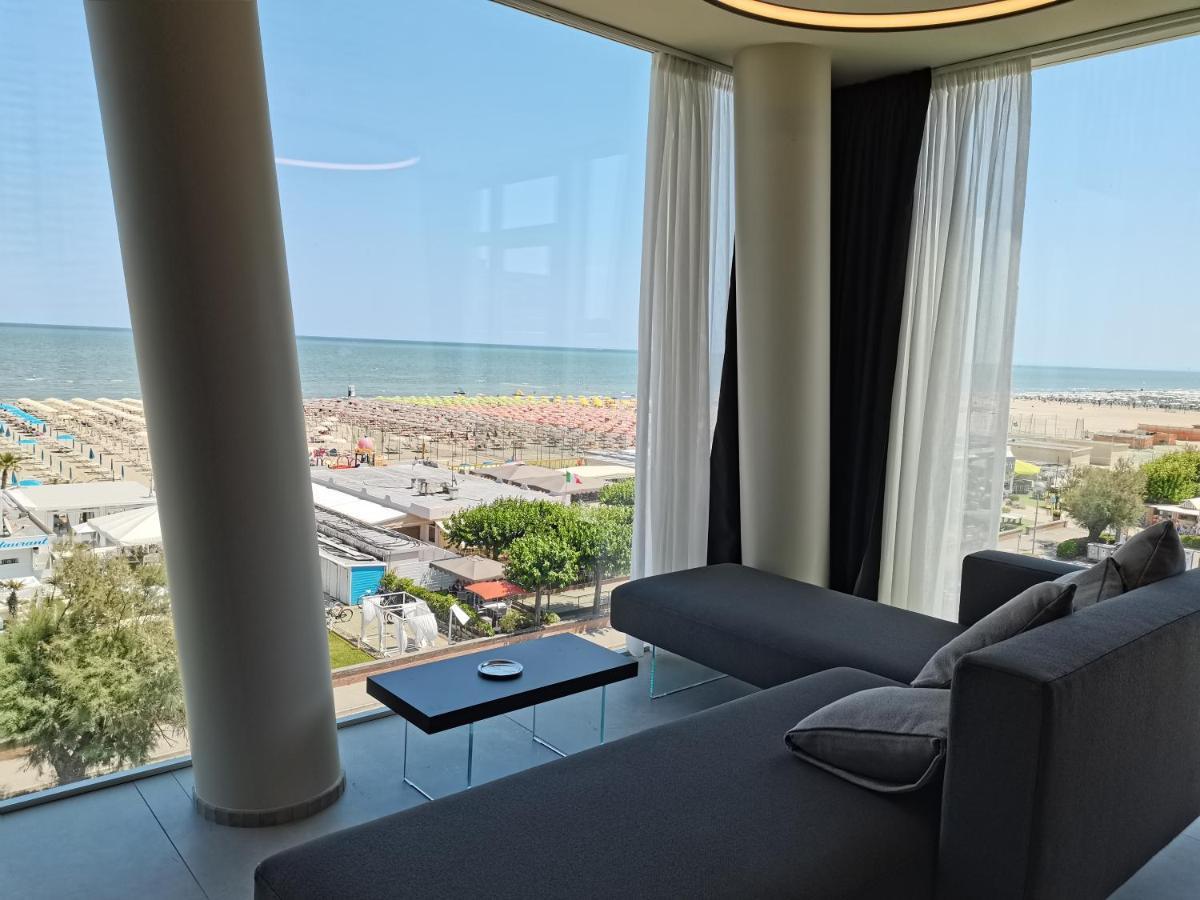 Hotel Commodore Червия Экстерьер фото