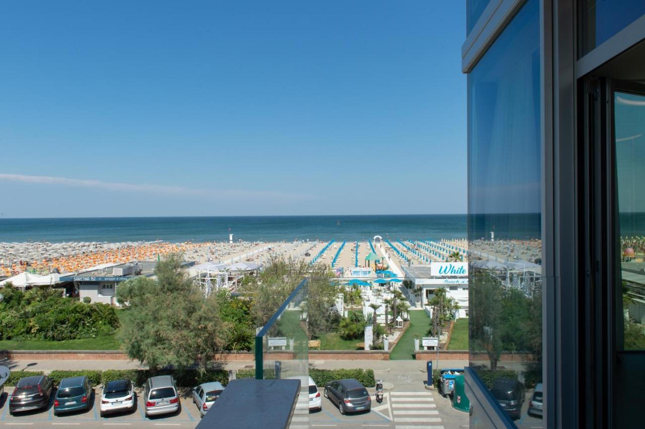 Hotel Commodore Червия Экстерьер фото