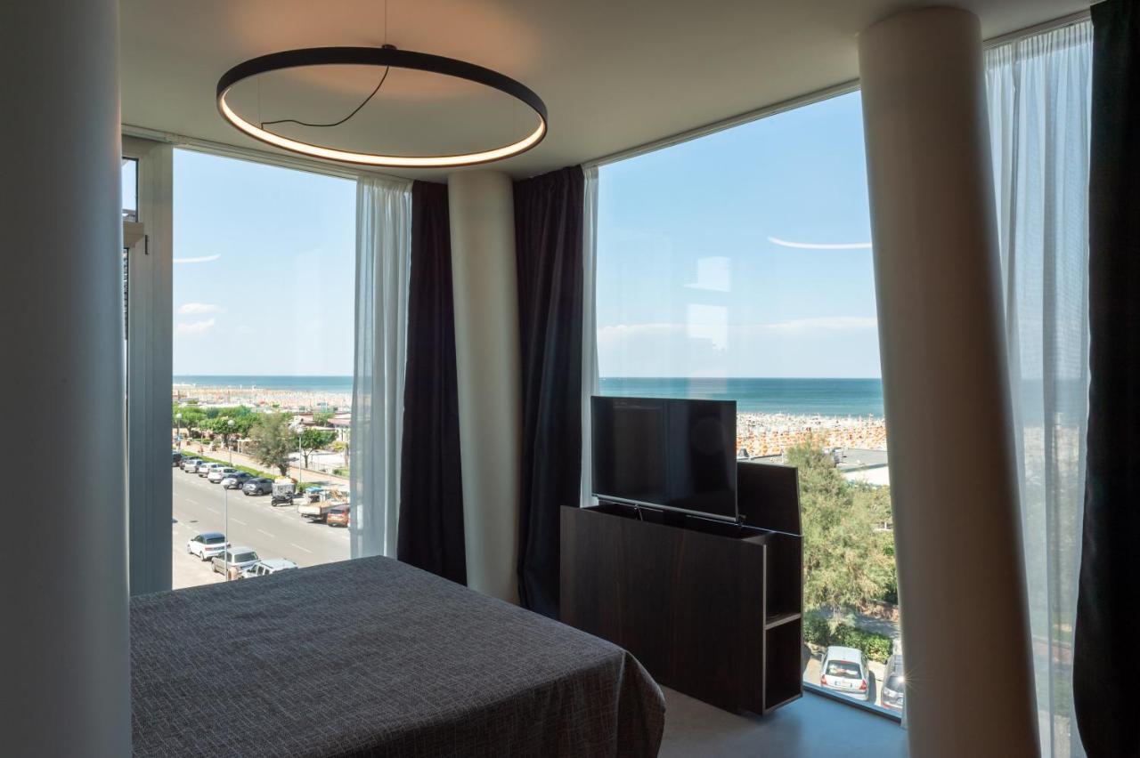 Hotel Commodore Червия Экстерьер фото